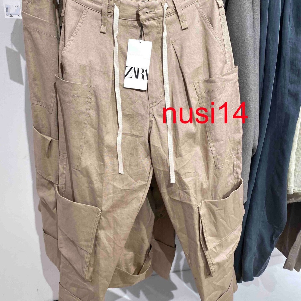 Size Small | Zara | ZW COLLECTION MULTIPOCKETED PANTS | Limited Edition